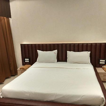 Willa Air Infinity Casa Pool 5Bhk Igatpuri Zewnętrze zdjęcie