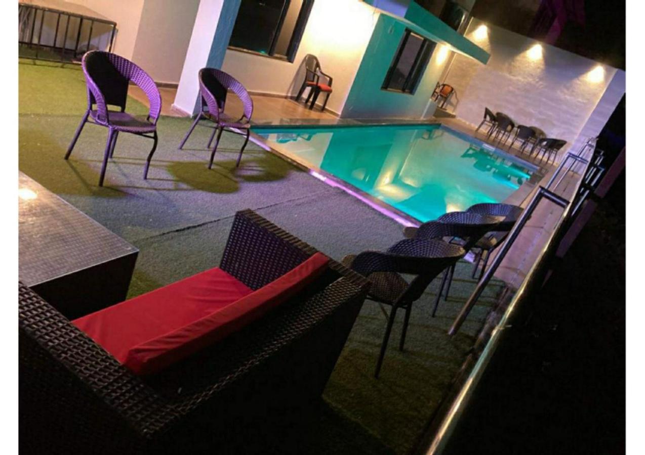 Willa Air Infinity Casa Pool 5Bhk Igatpuri Zewnętrze zdjęcie