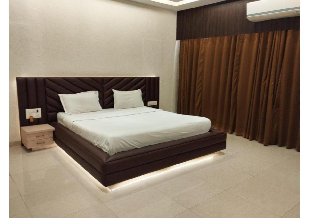 Willa Air Infinity Casa Pool 5Bhk Igatpuri Zewnętrze zdjęcie